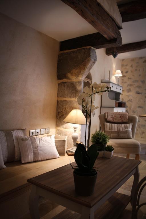 Gite Marceline Saint-Guilhem-le-Desert Ruang foto