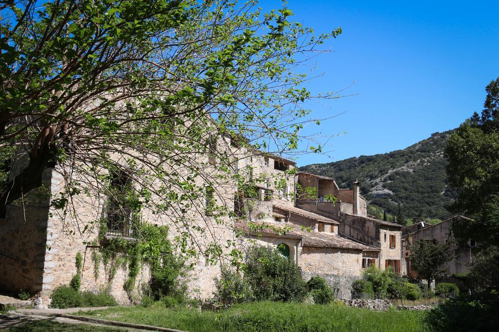 Gite Marceline Saint-Guilhem-le-Desert Bagian luar foto